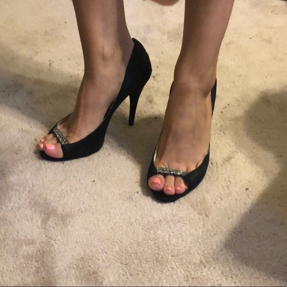 Betsy Johnson black satin heels